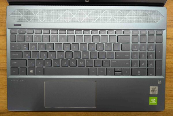 Ультрабук Б-клас HP Pavilion 15-cs3073cl / 15.6" (1920x1080) IPS Touch / Intel Core i7-1065G7 (4 (8) ядра по 1.3 - 3.9 GHz) / 16 GB DDR4 / 480 GB SSD / nVidia GeForce MX250, 4 GB GDDR5, 64-bit / WebCam / Windows 10 - Зображення 3