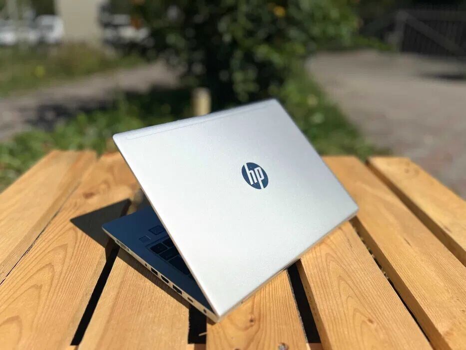 Ультрабук HP ProBook 430 G6 / 13.3" (1366x768) TN / Intel Core i3-8145U (2 (4) ядра по 2.1 - 3.9 GHz) / 8 GB DDR4 / 256 GB SSD M.2 / Intel UHD Graphics / WebCam / Windows 10 Pro - Зображення 2