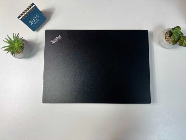 Ультрабук Lenovo ThinkPad L480 / 14" (1920x1080) IPS / Intel Core i5-8250U (4 (8) ядра по 1.6 - 3.4 GHz) / 8 GB DDR4 / 256 GB SSD / Intel UHD Graphics 620 / WebCam - Зображення 9