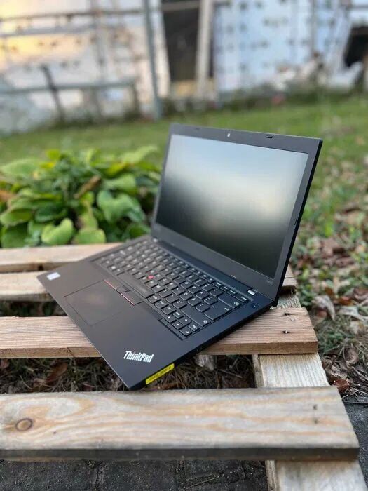 Ультрабук Lenovo ThinkPad L490 / 14" (1920x1080) IPS / Intel Core i3-8145U (2 (4) ядра по 2.1 - 3.9 GHz) / 8 GB DDR4 / 512 GB SSD M.2 / Intel UHD Graphics / WebCam / Windows 10 - Зображення 8