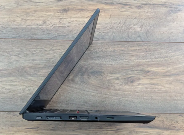 Ультрабук Lenovo ThinkPad T14 / 14" (1366x768) TN / Intel Core i5-10210U (4 (8) ядра по 1.6 - 4.2 GHz) / 8 GB DDR4 / 128 GB SSD / Intel UHD Graphics / WebCam - Зображення 4