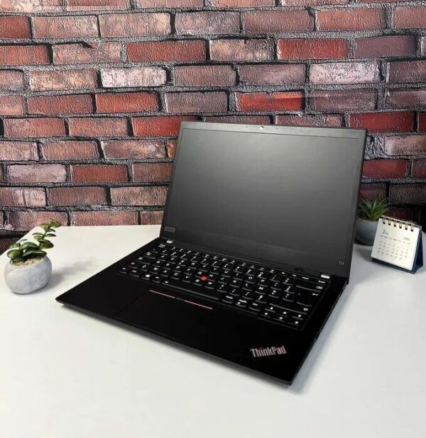Ультрабук Lenovo ThinkPad T14 Gen 1 / 14" (1920x1080) IPS / Intel Core i5-10310U (4 (8) ядра по 1.7 - 4.4 GHz) / 16 GB DDR4 / 256 GB SSD M.2 / Intel UHD Graphics / WebCam - Зображення 3