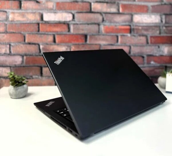 Ультрабук Lenovo ThinkPad T14s Gen 1 / 14" (1920x1080) IPS / Intel Core i5-10210U (4 (8) ядра по 1.6 - 4.2 GHz) / 16 GB DDR4 / 512 GB SSD M.2 / Intel UHD Graphics / WebCam - Зображення 6