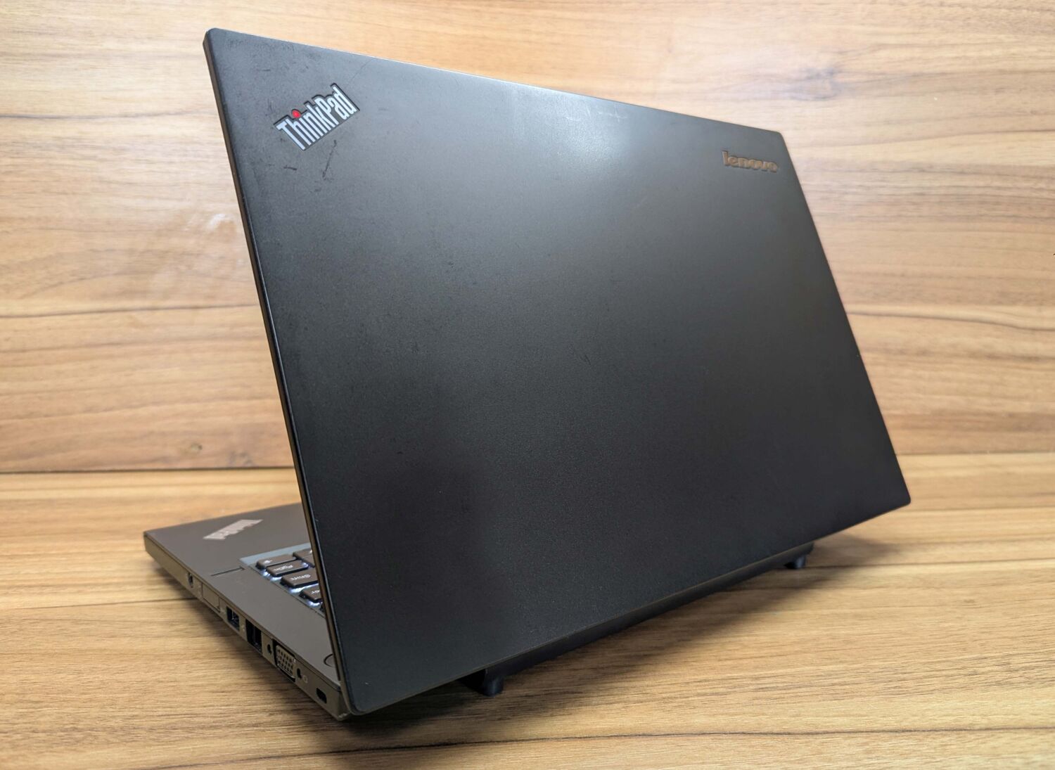 Ультрабук Lenovo ThinkPad T450s / 14" (1920x1080) IPS / Intel Core i7-5600U (2 (4) ядра по 2.6 - 3.2 GHz) / 8 GB DDR3 / 240 GB SSD / Intel HD Graphics 5500 / WebCam / Fingerprint / Windows 10 - Зображення 7
