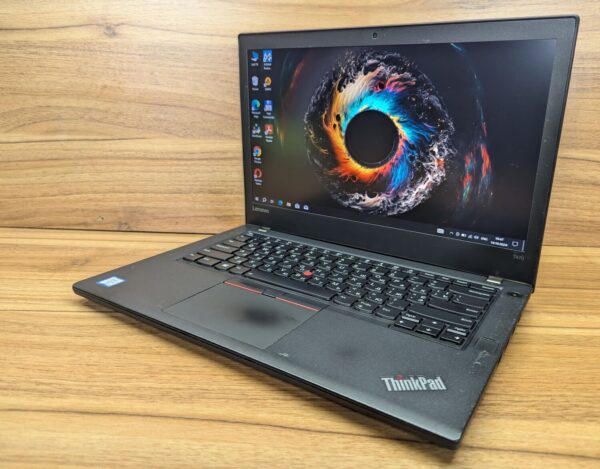 Ультрабук Lenovo ThinkPad T470 / 14" (1920x1080) IPS / Intel Core i5-6300U (2 (4) ядра по 2.4 - 3.0 GHz) / 8 GB DDR4 / 256 GB SSD / Intel HD Graphics 520 / WebCam / TouchID / Windows 10 - Зображення 11