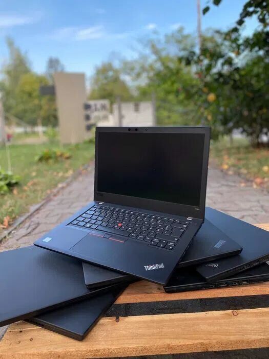 Ультрабук Lenovo ThinkPad T480 / 14" (1920x1080) IPS / Intel Core i5-8350U (4 (8) ядра по 1.7 - 3.6 GHz) / 8 GB DDR4 / 256 GB SSD M.2 / Intel UHD Graphics 620 / WebCam / Win 10 Lic - Зображення 5