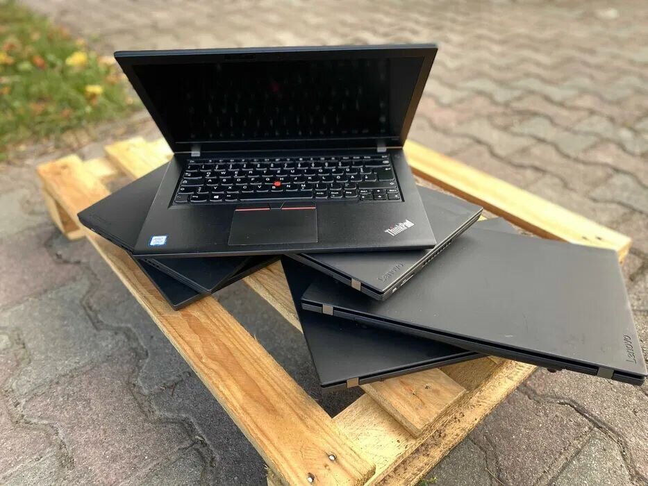 Ультрабук Lenovo ThinkPad T480 / 14" (1920x1080) IPS / Intel Core i5-8350U (4 (8) ядра по 1.7 - 3.6 GHz) / 8 GB DDR4 / 256 GB SSD M.2 / Intel UHD Graphics 620 / WebCam / Win 10 Lic - Зображення 3