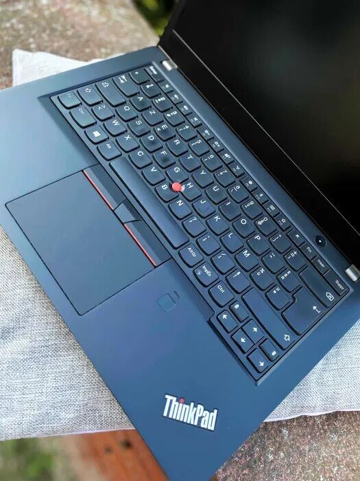 Ультрабук Lenovo ThinkPad T480s / 14" (1920x1080) IPS / Intel Core i5-8350U (4 (8) ядра по 1.7 - 3.6 GHz) / 8 GB DDR4 / 256 GB SSD / Intel UHD Graphics 620 / WebCam - Зображення 3