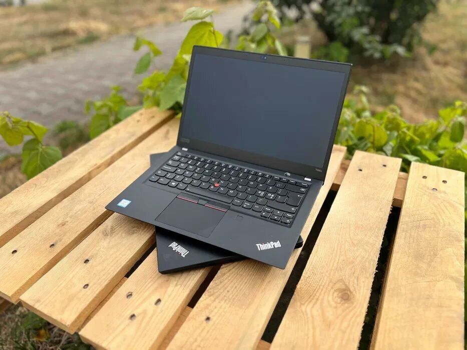 Ультрабук Lenovo ThinkPad T490s / 14" (1920x1080) IPS / Intel Core i5-8265U (4 (8) ядра по 1.6 - 3.9 GHz) / 16 GB DDR4 / 256 GB SSD / Intel UHD Graphics / WebCam - Зображення 9