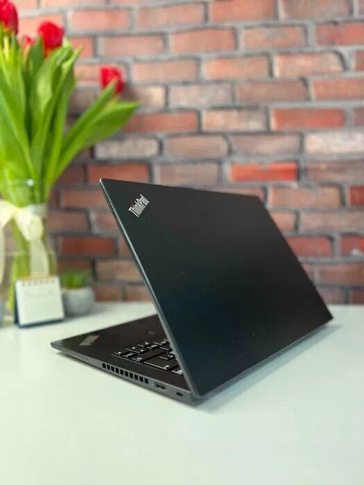 Ультрабук Lenovo ThinkPad X13 Gen 1 / 13.3" (1920x1080) IPS / Intel Core i5-10210U (4 (8) ядра по 1.6 - 4.2 GHz) / 8 GB DDR4 / 256 GB SSD M.2 / Intel UHD Graphics / WebCam - Зображення 6