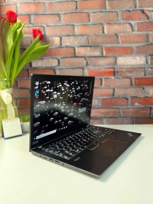 Ультрабук Lenovo ThinkPad X13 Gen 1 / 13.3" (1920x1080) IPS / Intel Core i5-10210U (4 (8) ядра по 1.6 - 4.2 GHz) / 8 GB DDR4 / 256 GB SSD M.2 / Intel UHD Graphics / WebCam - Зображення 7