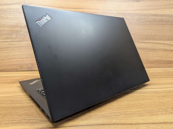 Ультрабук Lenovo ThinkPad x390 / 13.3" (1920x1080) IPS Touch / Intel Core i7-8565U (4 (8) ядра по 1.8 - 4.6 GHz) / 8 GB DDR4 / 512 GB SSD / Intel UHD Graphics / WebCam / TouchID / Windows 10 - Зображення 7