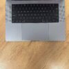 Ультрабук Apple MacBook Pro 16 2021 A2485 / 16.2" (3456x2234) IPS / Apple M1 Pro (10 ядер по 3.2 GHz) / 32 GB DDR5 / 512 GB SSD / Apple M1 Pro Graphics / WebCam / MacOS - Зображення 7