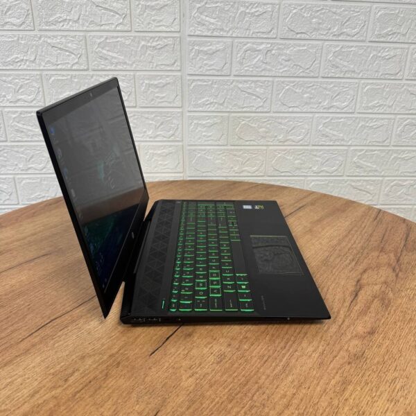 Ігровий ноутбук HP Pavilion Gaming 15-cx0056wm / 15.6" (1920x1080) IPS / Intel Core i5-8300H (4 (8) ядра по 2.3 - 4.0 GHz) / 16 GB DDR4 / 512 GB SSD / nVidia GeForce GTX 1050 Ti, 4 GB GDDR5, 128-bit / WebCam - Зображення 4