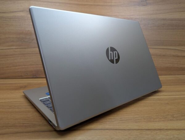 Ультрабук HP 14-ep0033cl / 14" (1920x1080) IPS / Intel Core i3-1315U (6 (8) ядер по 3.3 - 4.5 GHz) / 16 GB DDR4 / 512 GB SSD / Intel UHD Graphics / WebCam / Windows 11 - Зображення 7
