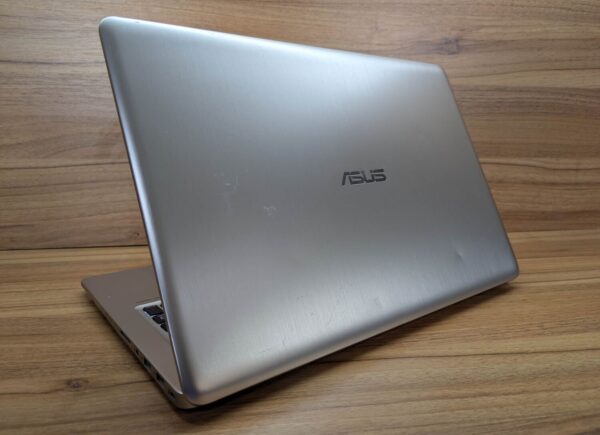 Ігровий ноутбук Asus N580V / 15.6" (1920x1080) IPS Touch / Intel Core i7-7700HQ (4 (8) ядра по 2.8 - 3.8 GHz) / 16 GB DDR4 / 512 GB SSD / nVidia GeForce GTX 1050, 4 GB GDDR5, 128-bit / WebCam / Windows 10 - Зображення 7