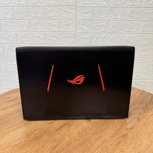 Ігровий ноутбук Asus ROG Strix GL502VM / 15.6" (1920x1080) IPS / Intel Core i7-6700HQ (4 (8) ядра по 2.6 - 3.5 GHz) / 16 GB DDR4 / 512 GB SSD / nVidia GeForce GTX 1060, 6 GB GDDR5, 192-bit / WebCam - Зображення 3