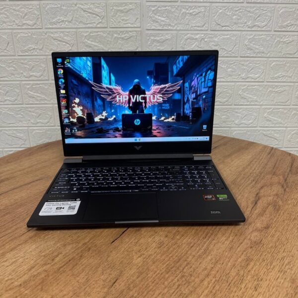 Ігровий ноутбук HP Victus 15-fb2082wm / 15.6" (1920x1080) IPS / AMD Ryzen 5 8645HS (6 (12) ядер по 4.3 - 5.0 GHz) / 8 GB DDR5 / 256 GB SSD NVMe / nVidia GeForce RTX 4050, 6 GB GDDR6, 96-bit / WebCam - Зображення 2