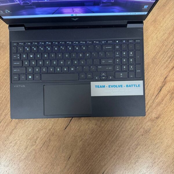 Ігровий ноутбук Б-клас HP Victus Gaming 15-fb0003nr / 15.6" (1920x1080) IPS / AMD Ryzen 5 5600H (6 (12) ядра по 3.3 - 4.2 GHz) / 16 GB DDR4 / 512 GB SSD NVMe / AMD Radeon RX 6500M, 4 GB GDDR6, 64-bit / WebCam - Зображення 7