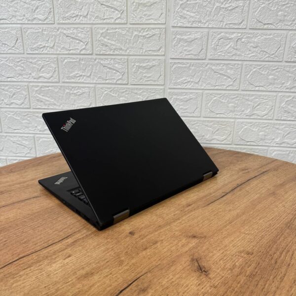 Ультрабук-трансформер Б-клас Lenovo ThinkPad X13 Yoga Gen 1 / 13.3" (1920x1080) IPS Touch / Intel Core i7-10510U (4 (8) ядра по 1.8 - 4.9 GHz) / 16 GB DDR4 / 250 GB SSD NVMe / Intel UHD Graphics / WebCam - Зображення 6