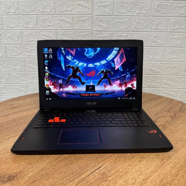 Ігровий ноутбук Asus ROG Strix GL502VM / 15.6" (1920x1080) IPS / Intel Core i7-6700HQ (4 (8) ядра по 2.6 - 3.5 GHz) / 16 GB DDR4 / 512 GB SSD / nVidia GeForce GTX 1060, 6 GB GDDR5, 192-bit / WebCam - Зображення 2