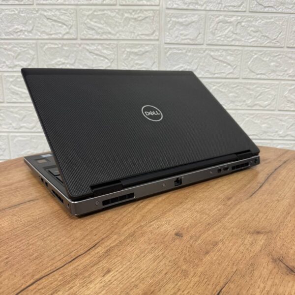 Мобільна робоча станція Dell Precision 7530 / 15.6" (1920x1080) IPS Touch / Intel Core i7-8750H (6 (12) ядер по 2.2 - 4.1 GHz) / 16 GB DDR4 / 256 GB SSD NVMe / nVidia Quadro P2000, 4 GB GDDR5, 128-bit / WebCam - Зображення 6