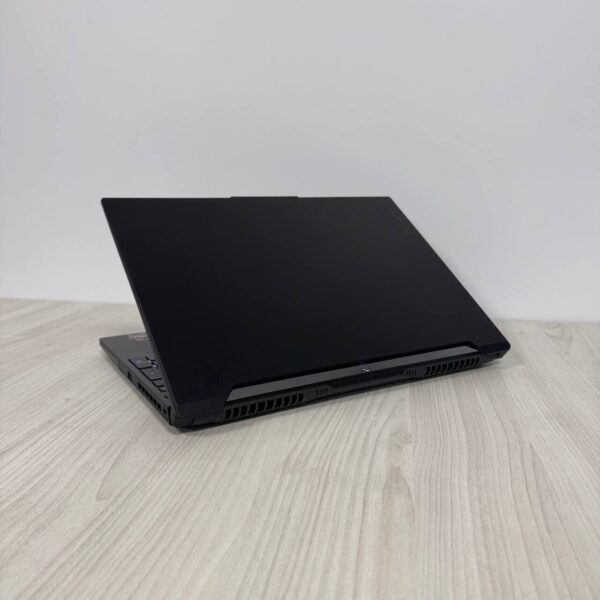Ігровий ноутбук Asus TUF Gaming Advantage A16 FA617NS / 16" (1920x1200) IPS / AMD Ryzen 7 7735HS (8 (16) ядер по 3.2 - 4.75 GHz) / 16 GB DDR5 / 512 GB SSD NVMe / AMD Radeon RX 7600S, 8 GB GDDR6, 128-bit / WebCam - Зображення 6