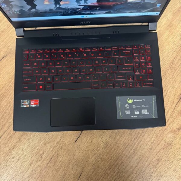 Ігровий ноутбук Б-клас MSI Bravo 15 B5ED / 15.6" (1920x1080) IPS / AMD Ryzen 7 5800H (8 (16) ядер по 3.2 - 4.4 GHz) / 16 GB DDR4 / 512 GB SSD NVMe / AMD Radeon RX 6550M, 4 GB GDDR6, 64-bit / WebCam - Зображення 7
