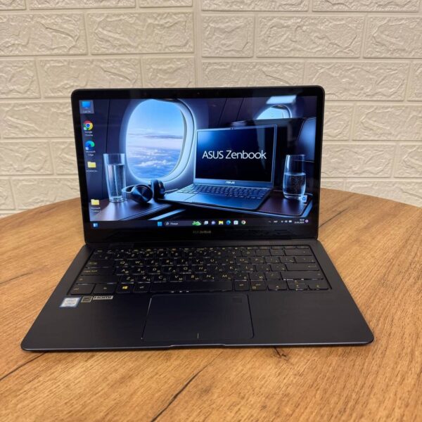 Ультрабук Asus ZenBook 3 Deluxe UX490UAR / 14" (1920x1080) IPS / Intel Core i5-7200U (2 (4) ядра по 2.5 - 3.1 GHz) / 8 GB DDR4 / 512 GB SSD NVMe / Intel UHD Graphics 620 / WebCam - Зображення 2