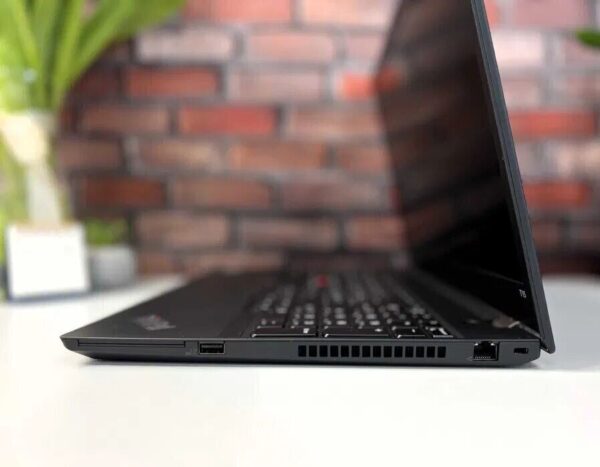 Ультрабук Lenovo ThinkPad T15 Gen 2 / 15.6" (1920x1080) IPS / Intel Core i7-10610U (4 (8) ядра по 1.8 - 4.9 GHz) / 32 GB DDR4 / 512 GB SSD M.2 / nVidia GeForce MX330, 2 GB GDDR5, 64-bit / WebCam / Win 10 Pro - Зображення 5