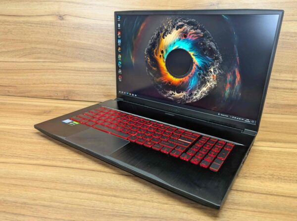 Ігровий ноутбук Б-клас MSI MS-17F2 / 17.3" (1920x1080) IPS / Intel Core i7-9750H (6 (12) ядер по 2.6 - 4.5 GHz) / 16 GB DDR4 / 480 GB SSD / nVidia GeForce GTX 1650, 4 GB GDDR6, 128-bit / WebCam / Windows 10 - Зображення 6