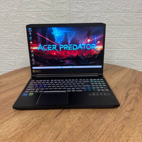 Ігровий ноутбук Б-клас Acer Predator Triton PT315-53 / 15.6" (2560x1440) IPS / Intel Core i7-11800H (8 (16) ядер по 2.3 - 4.6 GHz) / 16 GB DDR4 / 1000 GB SSD / nVidia GeForce RTX 3070, 8 GB GDDR6, 256-bit / WebCam - Зображення 2