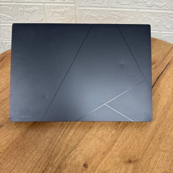 Ультрабук Б-клас Asus Zenbook Q410V / 14.5" (2880x1800) IPS Touch / Intel Core i5-13500H (12 (16) ядер по 3.5 -4.7 GHz) / 8 GB DDR4 / 512 GB SSD NVMe / Intel Iris Xe Graphics / WebCam - Зображення 3