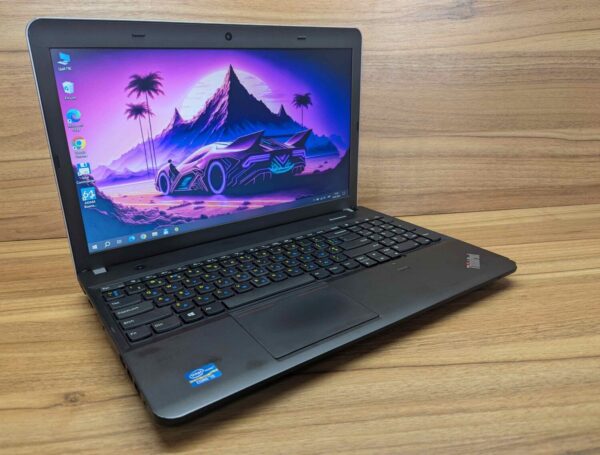 Ноутбук Б-клас Lenovo ThinkPad Edge E531 / 15.6" (1366x768) TN / Intel Core i5-3230M (2 (4) ядра по 2.6 - 3.2 GHz) / 8 GB DDR3 / 240 GB SSD / Intel HD Graphics 4000 / WebCam / Fingerprint / Windows 10 - Зображення 4