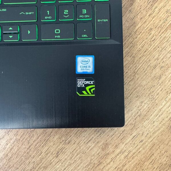 Ігровий ноутбук HP Pavilion Gaming 15-cx0056wm / 15.6" (1920x1080) IPS / Intel Core i5-8300H (4 (8) ядра по 2.3 - 4.0 GHz) / 16 GB DDR4 / 512 GB SSD / nVidia GeForce GTX 1050 Ti, 4 GB GDDR5, 128-bit / WebCam - Зображення 8