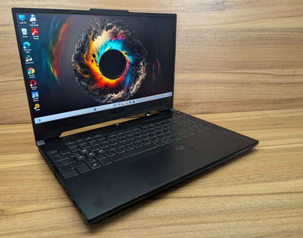 Ігровий ноутбук Asus FA507 / 15.6" (1920x1080) IPS / AMD Ryzen 9 7940HS (8 (16) ядер по 4.0 - 5.2 GHz) / 16 GB DDR5 / 500 GB SSD / nVidia GeForce RTX 4050, 6 GB GDDR6, 96-bit / WebCam / Windows 11 - Зображення 4