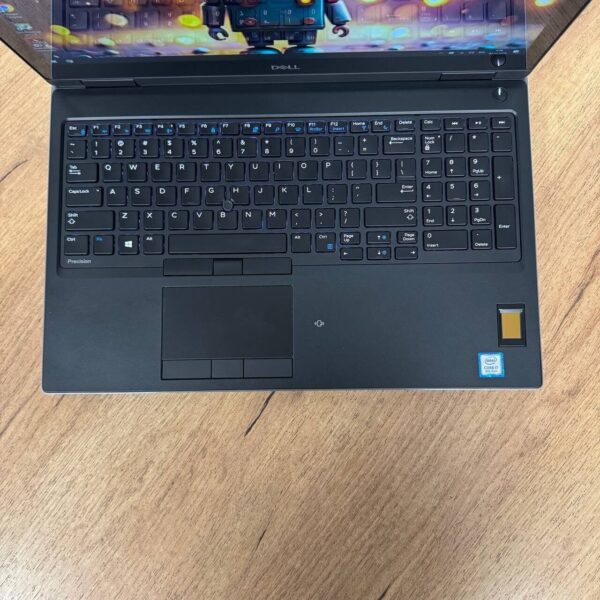 Мобільна робоча станція Dell Precision 7530 / 15.6" (1920x1080) IPS Touch / Intel Core i7-8750H (6 (12) ядер по 2.2 - 4.1 GHz) / 16 GB DDR4 / 256 GB SSD NVMe / nVidia Quadro P2000, 4 GB GDDR5, 128-bit / WebCam - Зображення 7