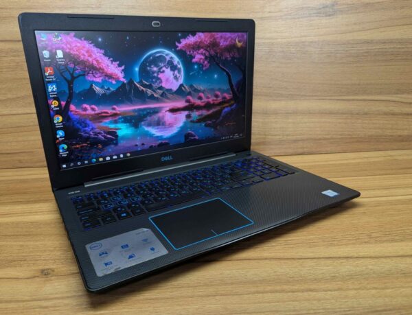 Ігровий ноутбук Dell G3 3579 / 15.6" (1920x1080) IPS / Intel Core i5-8300H (4 (8) ядра по 2.3 - 4.0 GHz) / 16 GB DDR4 / 512 GB SSD / nVidia GeForce GTX 1060, 6 GB GDDR5, 192-bit / WebCam / Windows 10 - Зображення 4