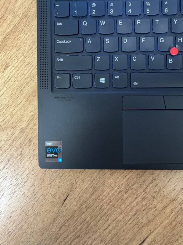 Ультрабук Lenovo ThinkPad X1 Carbon Gen 9 / 14" (3840x2400) IPS / Intel Core i7-1185G7 (4 (8) ядра по 3.0 - 4.8 GHz) / 16 GB DDR4 / 512 GB SSD / Intel Iris Xe Graphics / WebCam - Зображення 8