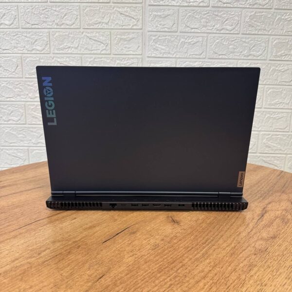 Ігровий ноутбук Lenovo Legion 5 15ACH6H / 15.6" (1920x1080) IPS / AMD Ryzen 5 5600H (6 (12) ядер по 3.3 - 4.2 GHz) / 16 GB DDR4 / 1000 GB SSD / nVidia GeForce RTX 3050, 4 GB GDDR6, 128-bit / WebCam - Зображення 3