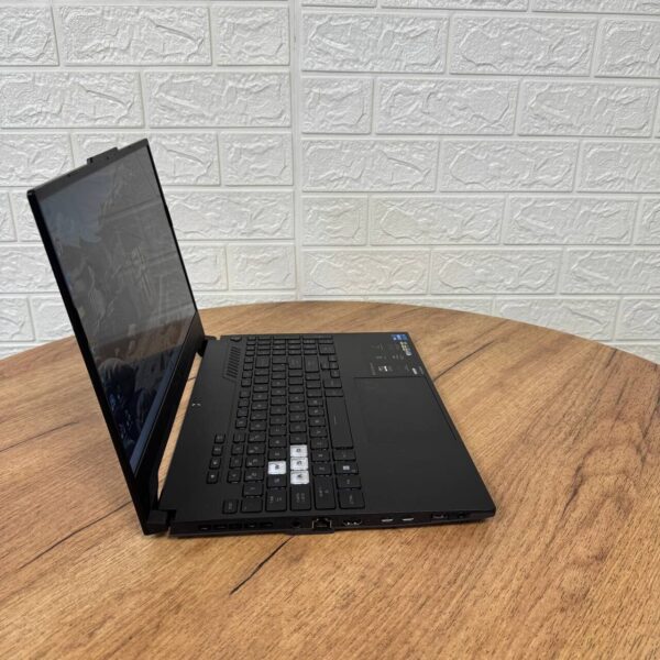 Ігровий ноутбук Б-клас Asus TUF Dash F15 FX517ZR / 15.6" (1920x1080) IPS / Intel Core i7-12650H (10 (16) ядер по 3.5 - 4.7 GHz) / 16 GB DDR5 / 1000 GB SSD NVMe / nVidia GeForce RTX 3070, 8 GB GDDR6, 256-bit / WebCam - Зображення 4