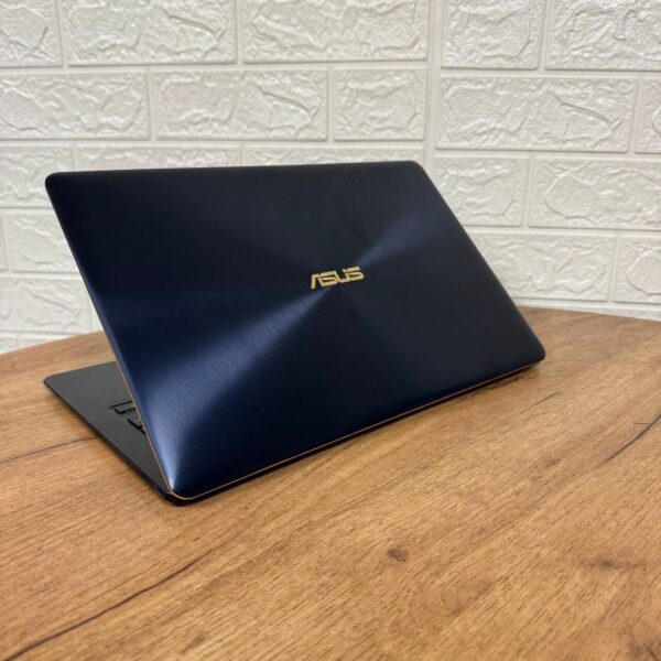 Ультрабук Asus ZenBook 3 Deluxe UX490UAR / 14" (1920x1080) IPS / Intel Core i5-7200U (2 (4) ядра по 2.5 - 3.1 GHz) / 8 GB DDR4 / 512 GB SSD NVMe / Intel UHD Graphics 620 / WebCam - Зображення 6
