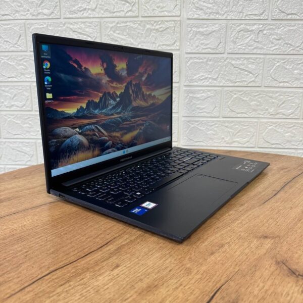 Ультрабук Б-клас Asus Vivobook F1504VAP / 15.6" (1920x1080) TN / Intel Core 5 120U (10 (12) ядер по 1.4 - 5.0 GHz) / 16 GB DDR4 / 512 GB SSD NVMe / Intel Graphics / WebCam - Зображення 4