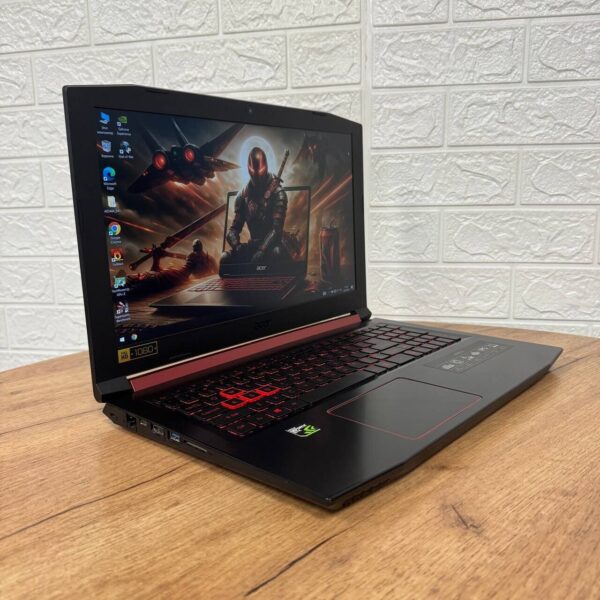 Ігровий ноутбук Б-клас Acer Nitro 5 AN515-51 / 15.6" (1920x1080) IPS / Intel Core i5-7300HQ (4 ядра по 2.5 - 3.5 GHz) / 16 GB DDR4 / 500 GB SSD / nVidia GeForce GTX 1050, 2 GB GDDR5, 128-bit / WebCam - Зображення 4