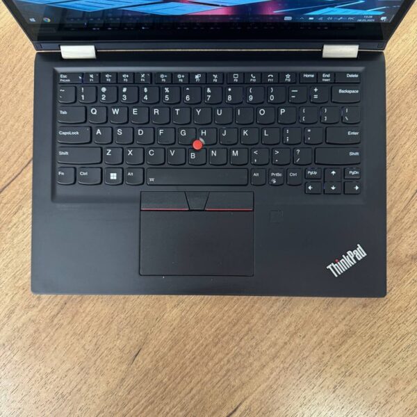Ультрабук-трансформер Б-клас Lenovo ThinkPad X13 Yoga Gen 1 / 13.3" (1920x1080) IPS Touch / Intel Core i7-10510U (4 (8) ядра по 1.8 - 4.9 GHz) / 16 GB DDR4 / 250 GB SSD NVMe / Intel UHD Graphics / WebCam - Зображення 8