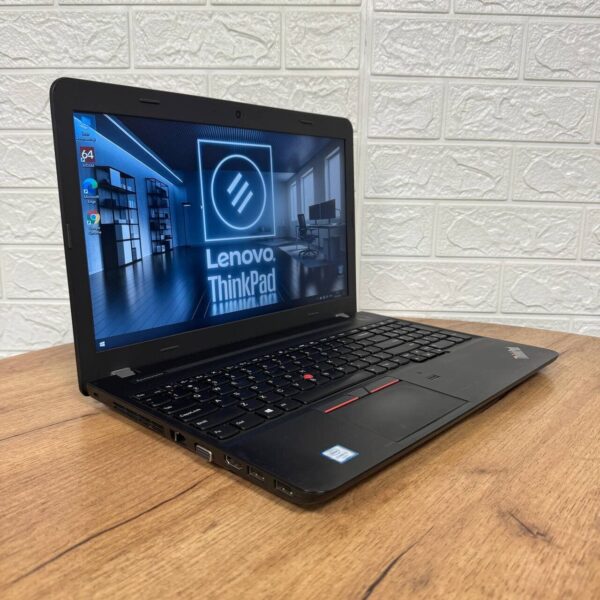 Ноутбук Б-клас Lenovo ThinkPad E560 / 15.6" (1366x768) TN / Intel Core i5-6200U (2 (4) ядра по 2.3 - 2.8 GHz) / 4 GB DDR3 / 128 GB SSD / Intel HD Graphics 520 / WebCam - Зображення 4