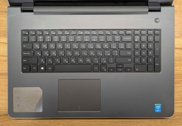 Ноутбук Dell Inspiron 5758 / 17.3" (1600x900) TN / Intel Core i7-5500U (2 (4) ядра по 2.4 - 3.0 GHz) / 8 GB DDR3 / 480 GB SSD / Intel HD Graphics 5500 / WebCam / Windows 10 - Зображення 3