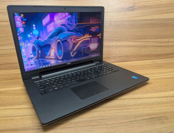 Ноутбук Dell Inspiron 5748 / 17.3" (1600x900) TN / Intel Core i5-4210U (2 (4) ядра по 1.7 - 2.7 GHz) / 8 GB DDR3 / 240 GB SSD / Intel HD Graphics 4400 / WebCam / Windows 10 - Зображення 4