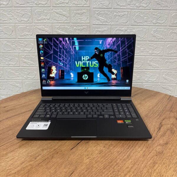 Ігровий ноутбук Б-клас HP Victus Gaming 16-s0075nr / 16.1" (1920x1080) IPS / AMD Ryzen 7 7840HS (8 (16) ядра по 3.8 - 5.1 GHz) / 16 GB DDR5 / 512 GB SSD NVMe / nVidia GeForce RTX 3050, 6 GB GDDR6, 96-bit / WebCam - Зображення 2