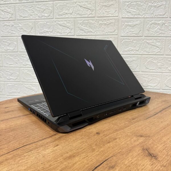 Ігровий ноутбук Acer Nitro 16 AN16-41 / 16" (2560x1600) IPS / AMD Ryzen 7 7735HS (8 (16) ядер по 3.2 - 4.75 GHz) / 16 GB DDR5 / 1000 GB SSD NVMe / nVidia GeForce RTX 4070, 8 GB GDDR6, 128-bit / WebCam - Зображення 6